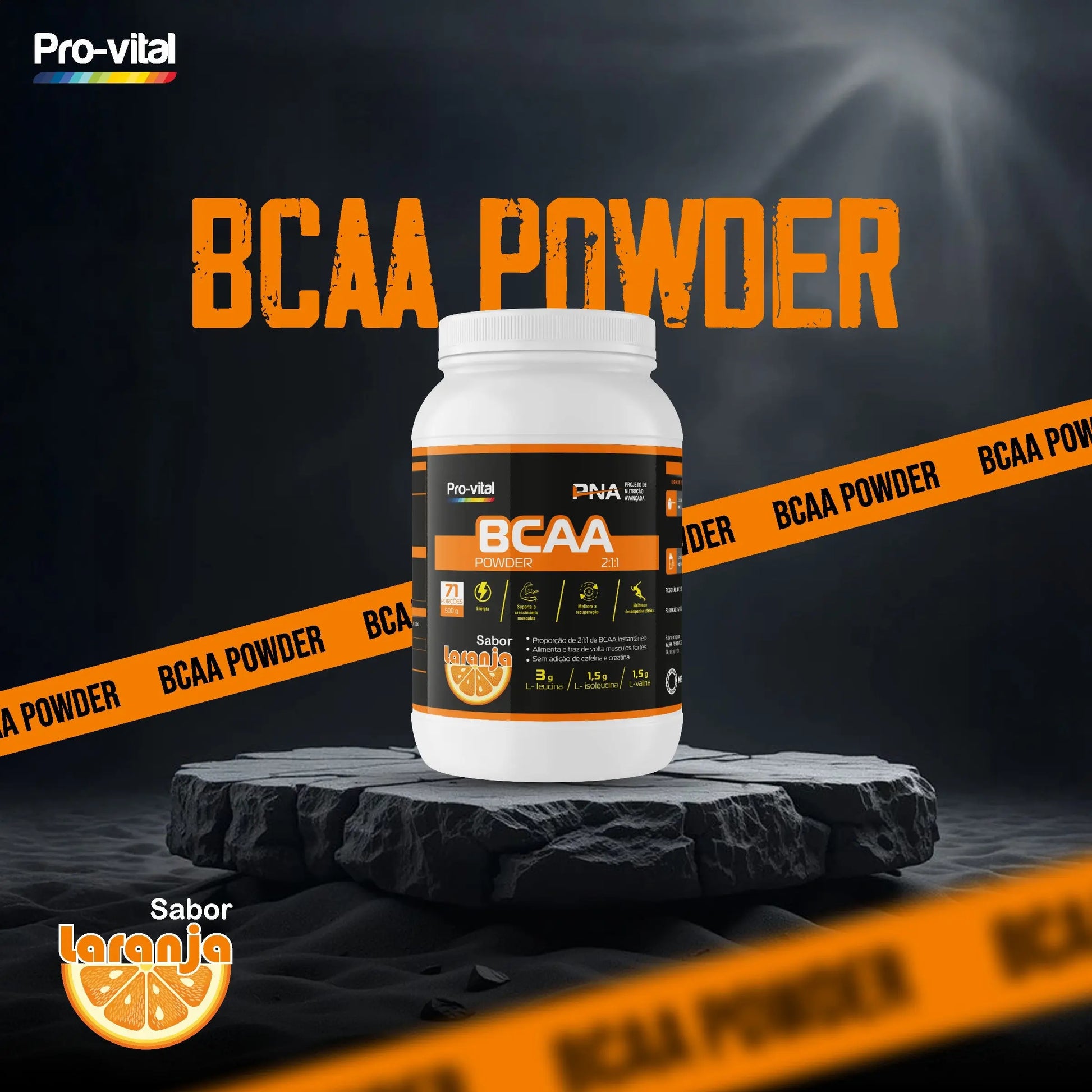 Pote de BCAA sabor Laranja em pódio de pedra com fita de segurança, destaque para 71 porções.